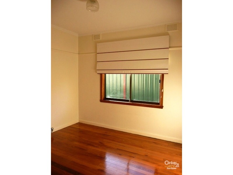 2A Kirbister, Pascoe Vale VIC 3044