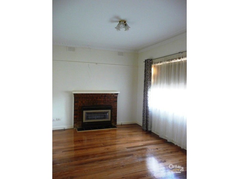 2A Kirbister, Pascoe Vale VIC 3044