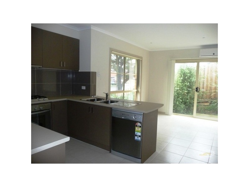 1/696 Pascoe Vale Road, Oak Park VIC 3046