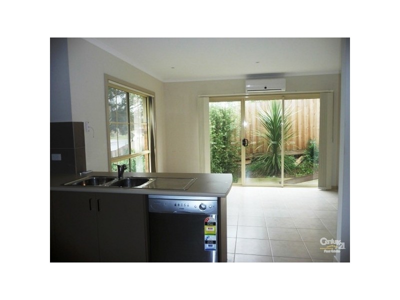 1/696 Pascoe Vale Road, Oak Park VIC 3046