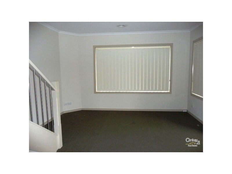 1/696 Pascoe Vale Road, Oak Park VIC 3046