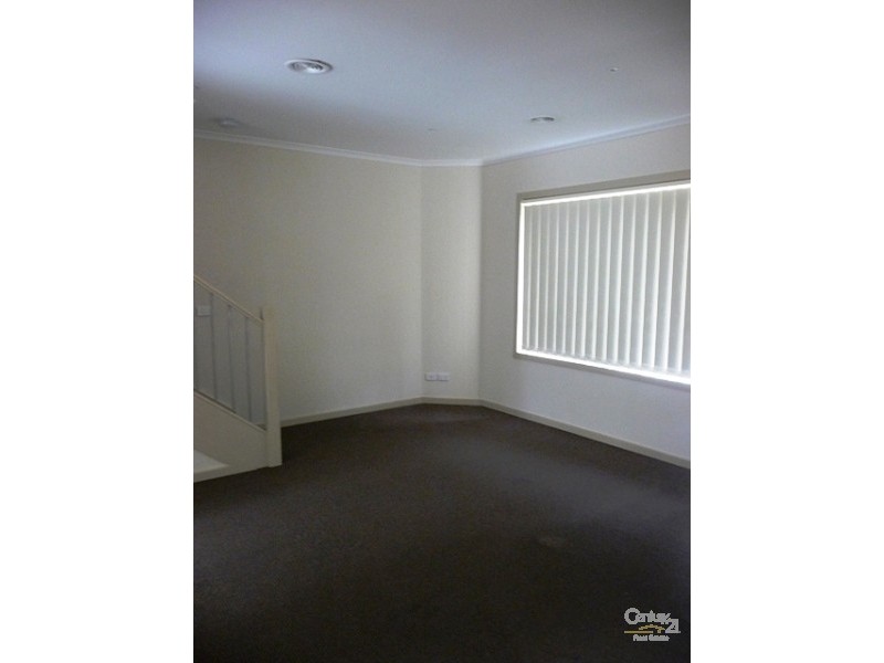 1/696 Pascoe Vale Road, Oak Park VIC 3046