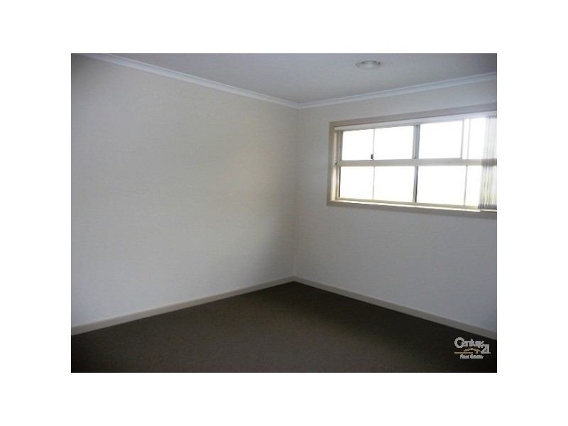 1/696 Pascoe Vale Road, Oak Park VIC 3046