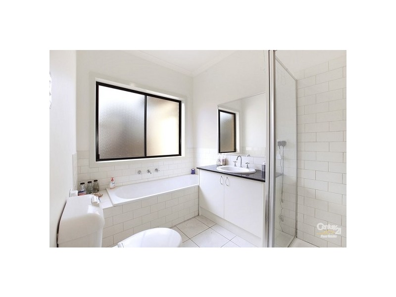 4/30 Snell Grove, Oak Park VIC 3046