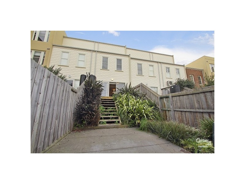 6 Derby Street, Kensington VIC 3031