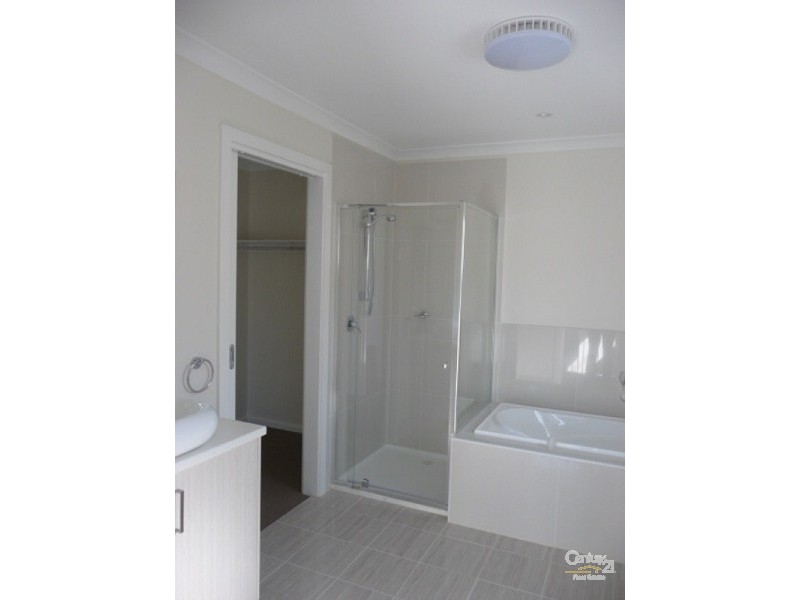 1-5 Kate Way, Hillside VIC 3037