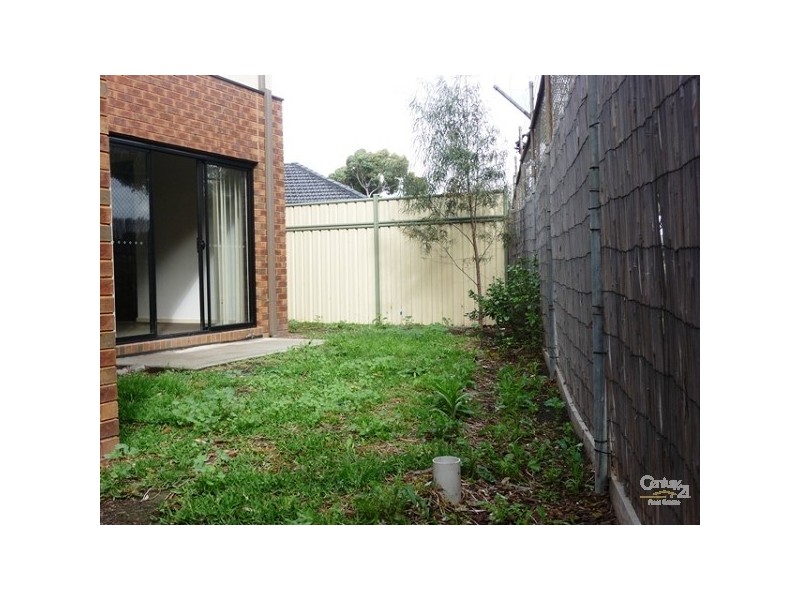 1/6 Oak Court, Braybrook VIC 3019