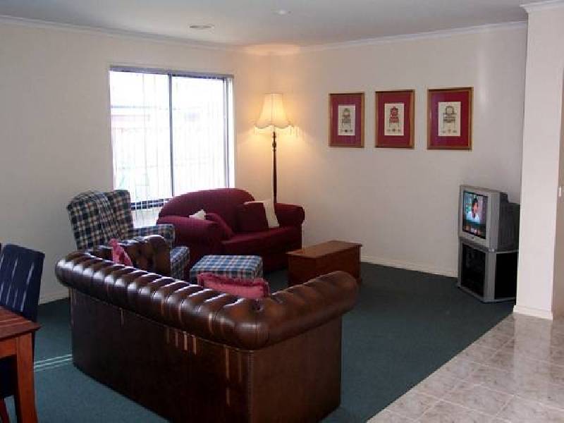 69 Marriott Drive, Mount Martha VIC 3934