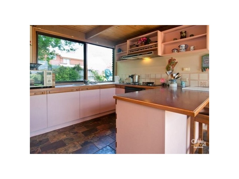 9 Sandpiper Way, Mount Eliza VIC 3930