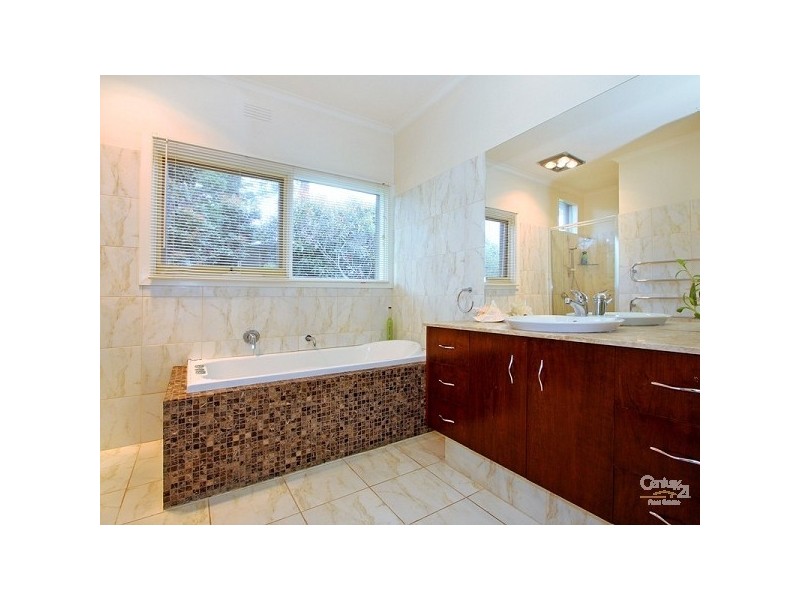 4 Tourello Road, Mount Eliza VIC 3930