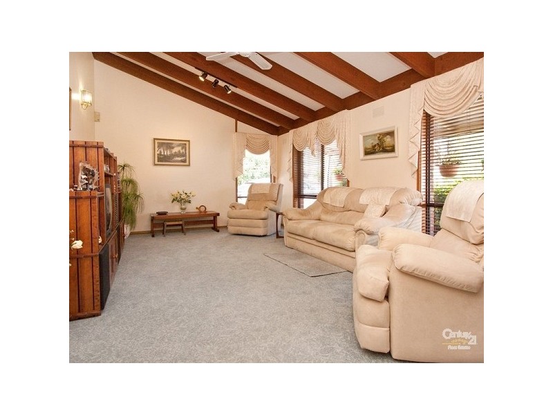 26 Volitans Avenue, Mount Eliza VIC 3930