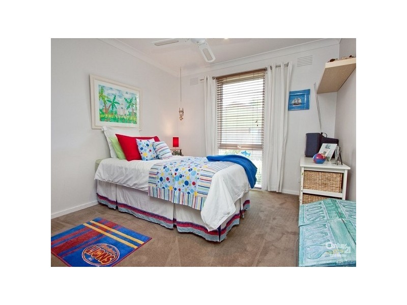 11 Koetong Parade, Mount Eliza VIC 3930