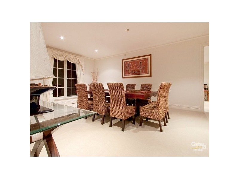 5 Lois Place, Mount Eliza VIC 3930