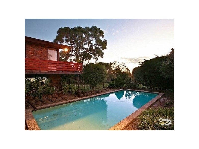 8 Livingstone Court, Mount Eliza VIC 3930