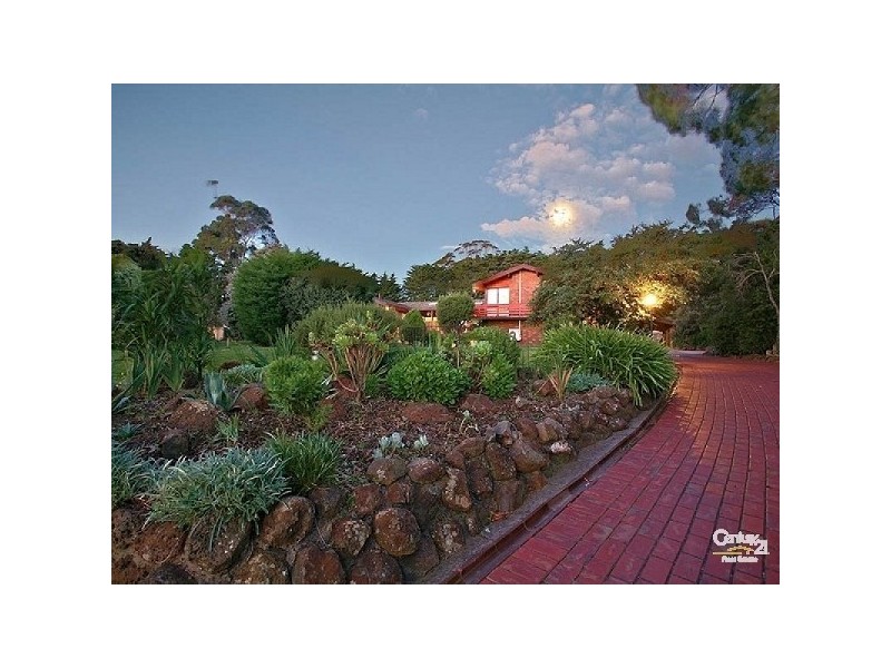 8 Livingstone Court, Mount Eliza VIC 3930