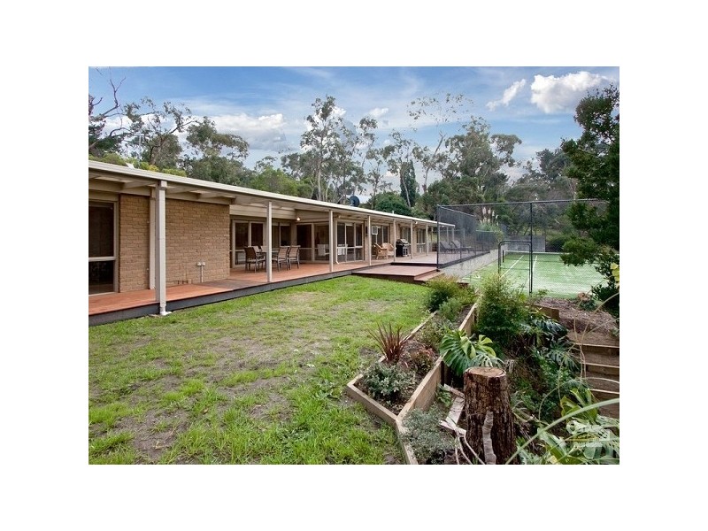 60 Millbank Drive, Mount Eliza VIC 3930