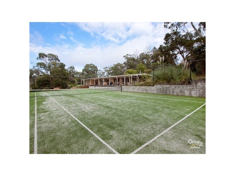 60 Millbank Drive, Mount Eliza VIC 3930