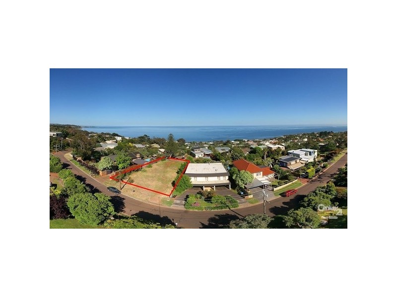 7 Matong Road, Mount Eliza VIC 3930