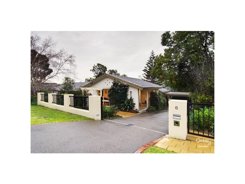6 Bonnyview Road, Mount Eliza VIC 3930