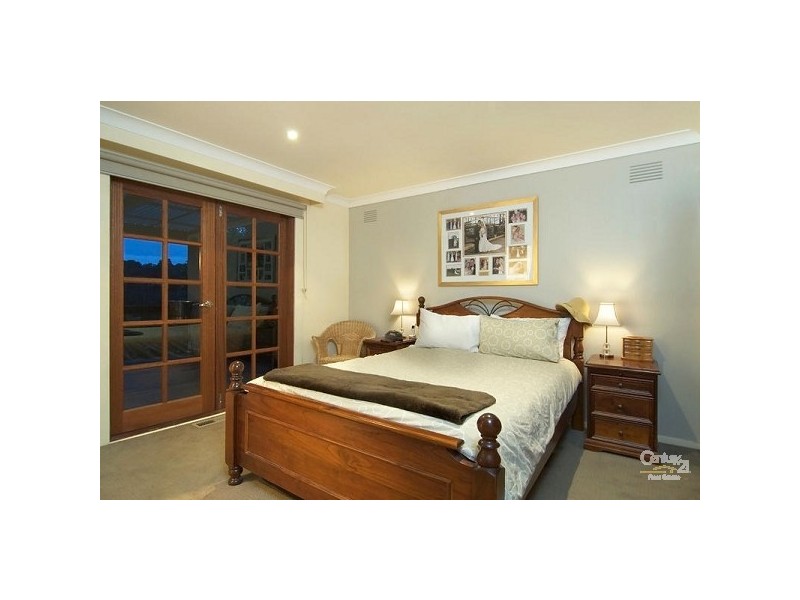 6 Bonnyview Road, Mount Eliza VIC 3930