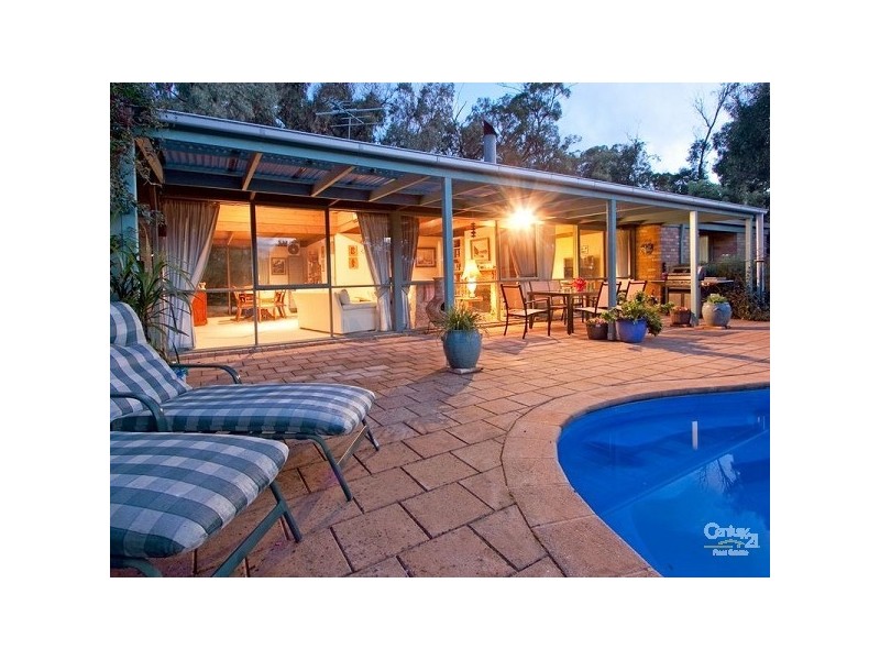 26-28 Davis Drive, Mount Eliza VIC 3930