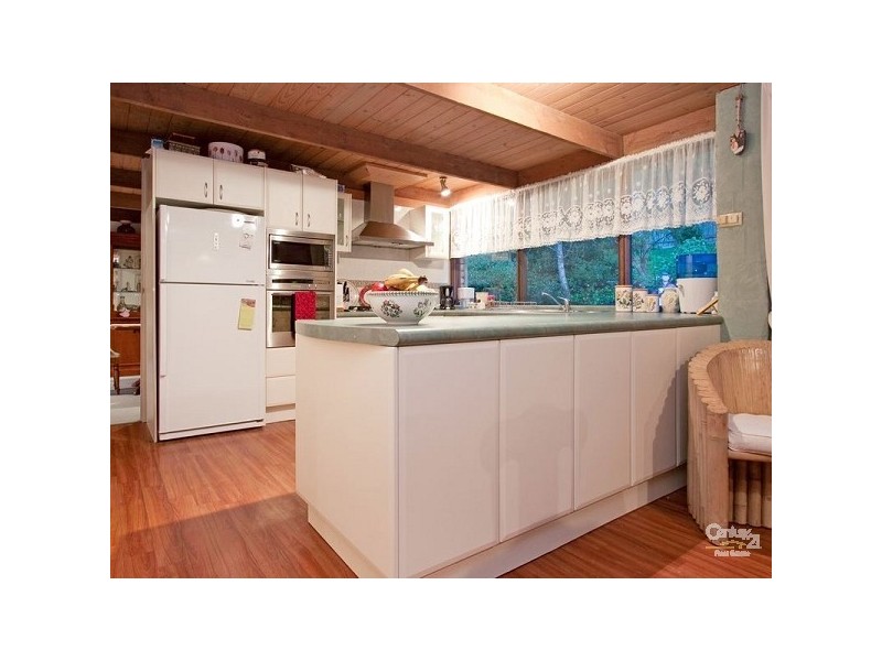 26-28 Davis Drive, Mount Eliza VIC 3930