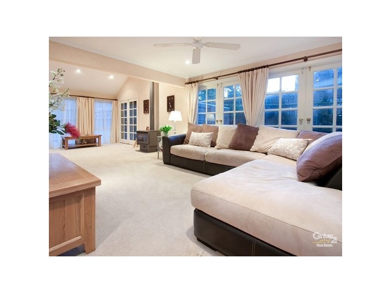 49 Summerhill Crescent, Mount Eliza VIC 3930
