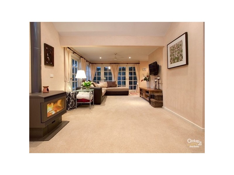 49 Summerhill Crescent, Mount Eliza VIC 3930