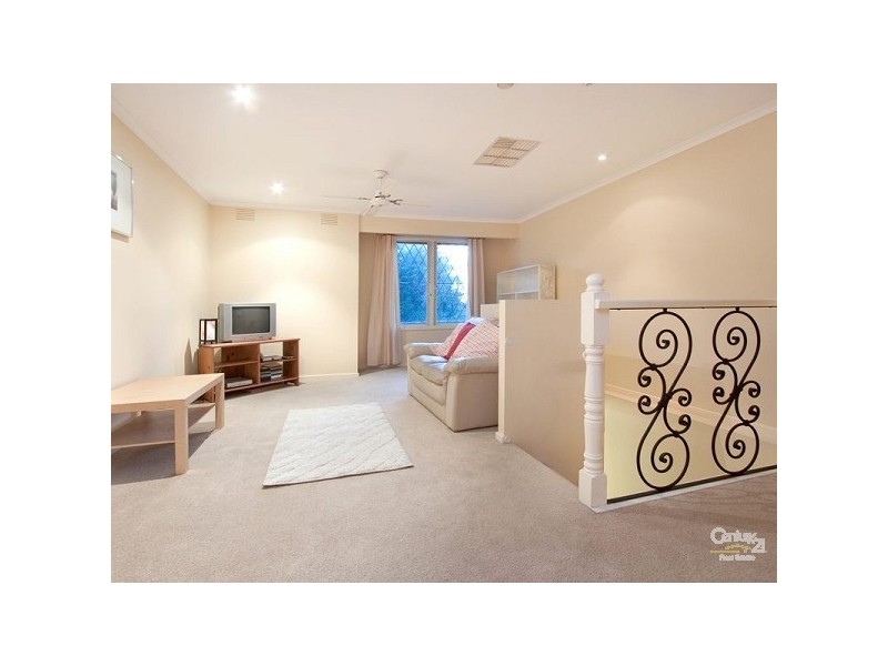 49 Summerhill Crescent, Mount Eliza VIC 3930