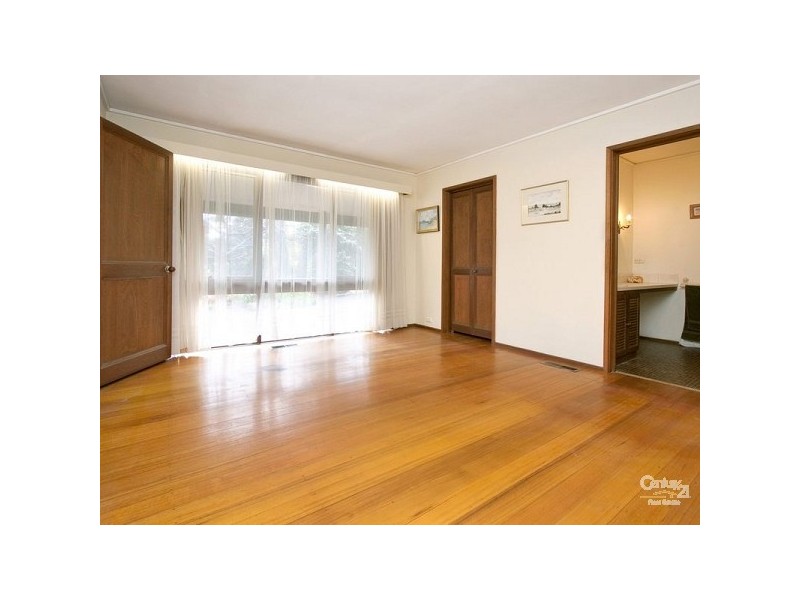 22 Redbourne Avenue, Mount Eliza VIC 3930