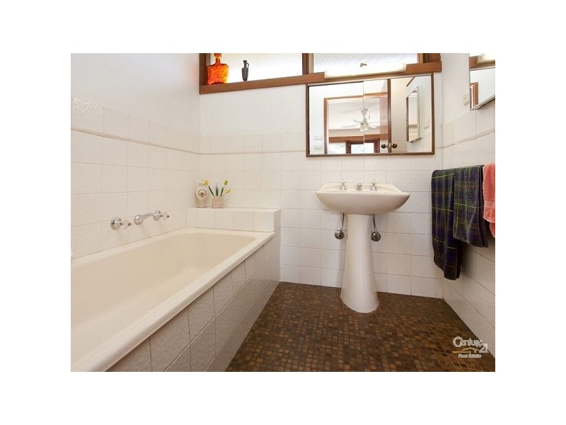 22 Redbourne Avenue, Mount Eliza VIC 3930