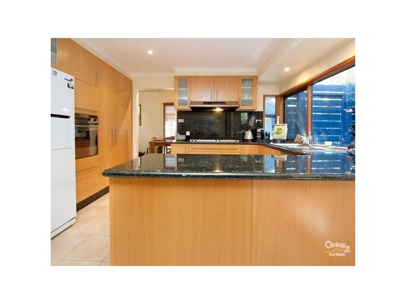 22 Bundara Crescent, Mount Eliza VIC 3930