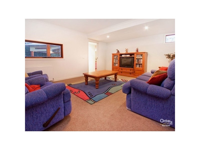 238 Moorooduc Highway, Mount Eliza VIC 3930