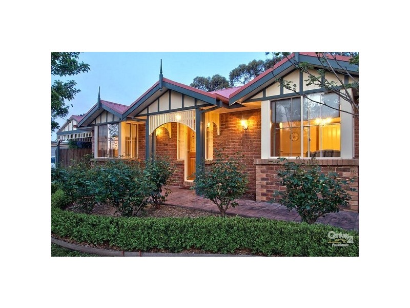 9 Swamp Gum Place, Somerville VIC 3912