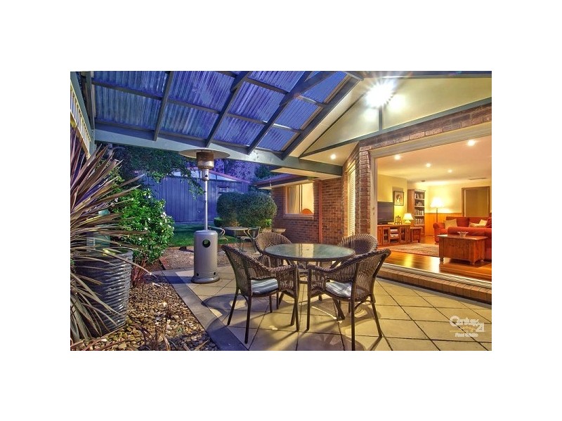 9 Swamp Gum Place, Somerville VIC 3912