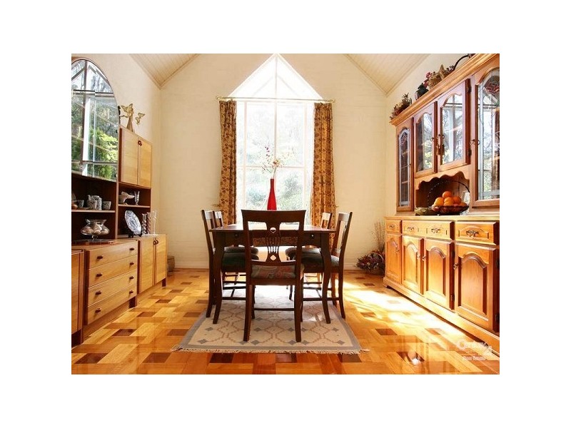 50 Eumeralla Grove, Mount Eliza VIC 3930