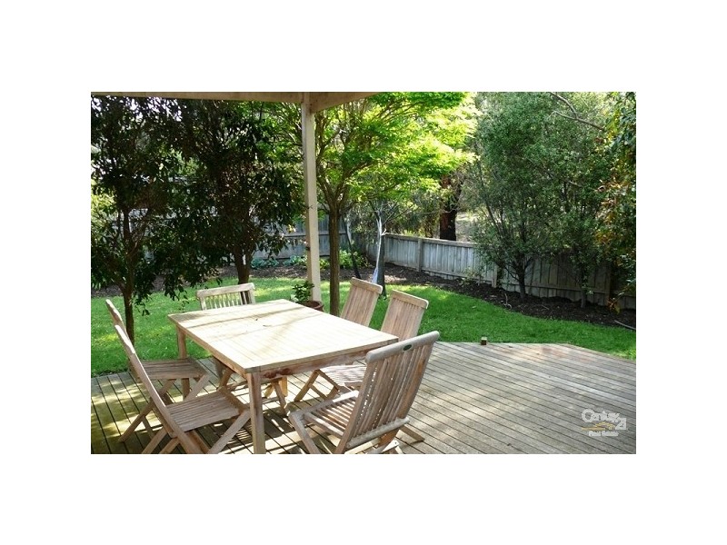 16 Layton Crescent, Mount Martha VIC 3934