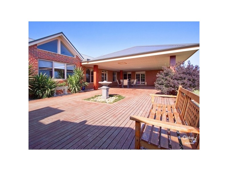 24 Benton Grange Drive, Mornington VIC 3931