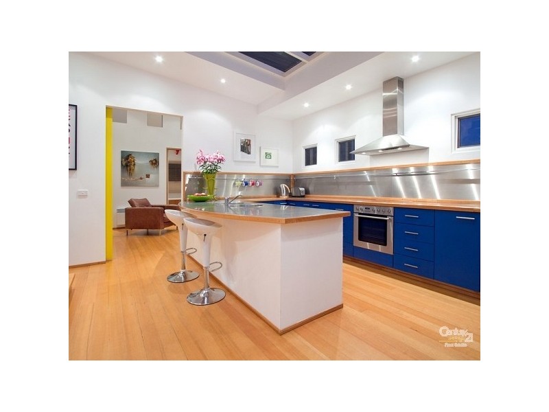 70 Eumeralla Grove, Mount Eliza VIC 3930