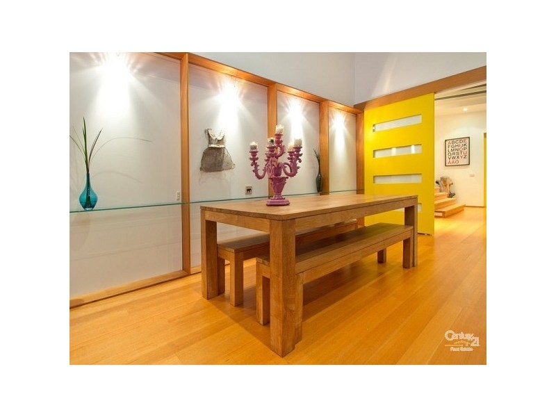 70 Eumeralla Grove, Mount Eliza VIC 3930