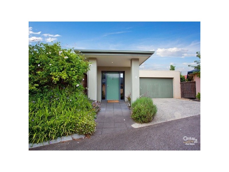 4/33 Baden Powell Place, Mount Eliza VIC 3930
