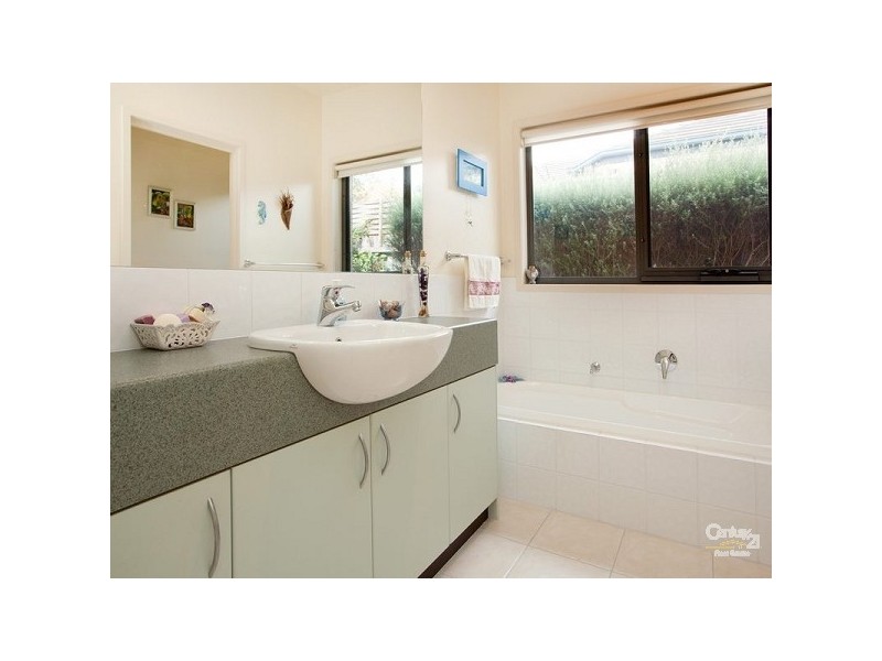 4/33 Baden Powell Place, Mount Eliza VIC 3930