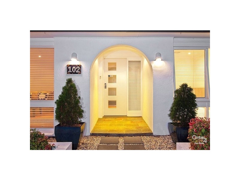 102 Quinns Parade, Mount Eliza VIC 3930