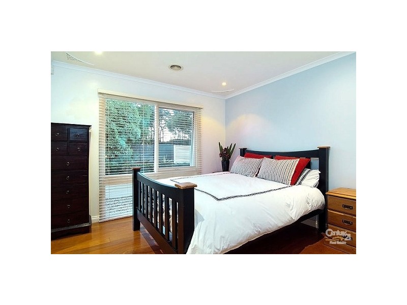 102 Quinns Parade, Mount Eliza VIC 3930