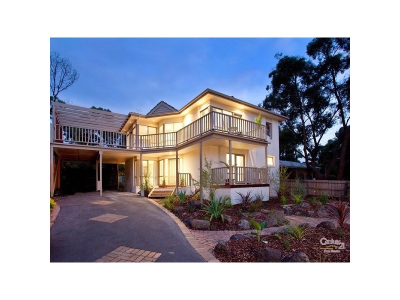 141 Wooralla Drive, Mount Eliza VIC 3930