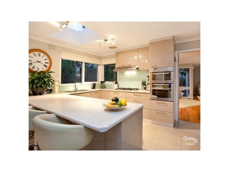 141 Wooralla Drive, Mount Eliza VIC 3930