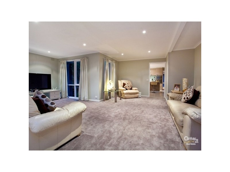141 Wooralla Drive, Mount Eliza VIC 3930