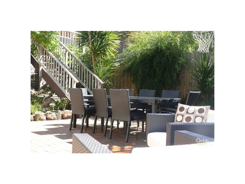 141 Wooralla Drive, Mount Eliza VIC 3930