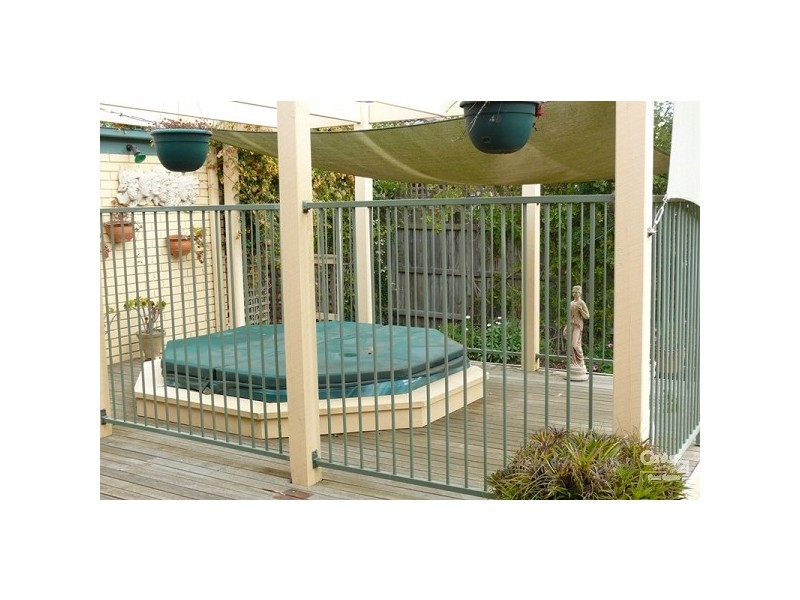 11 Yewers Avenue, Mount Eliza VIC 3930