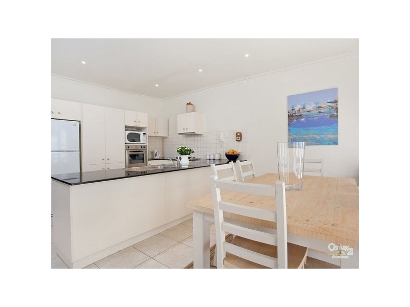 4/109 Canadian Bay Road, Mount Eliza VIC 3930